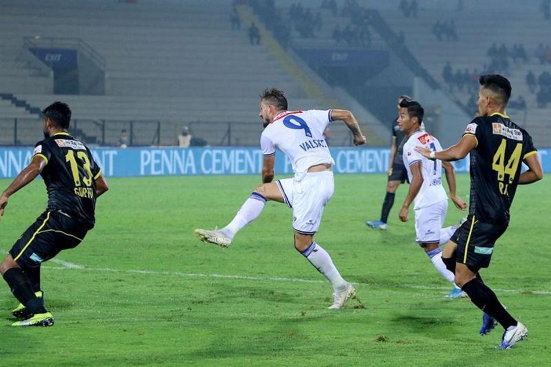 There were six Hyderabad FC defenders in the box but none of them failed to put a proper block when Nerijus Valskis scored his first goal